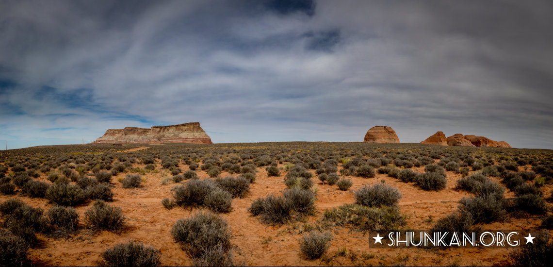 Flat top mountains at Page, AZ - panorama