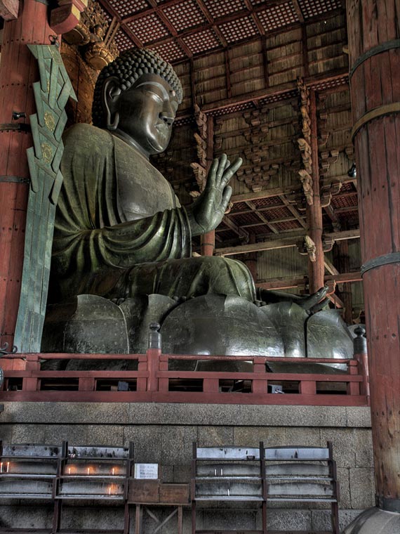 The wooden Todaiji temple, Nara