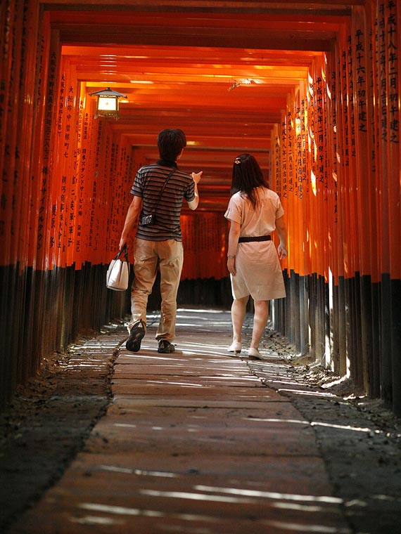 Fushimi Inari shrine, Kyoto. Japan street photography